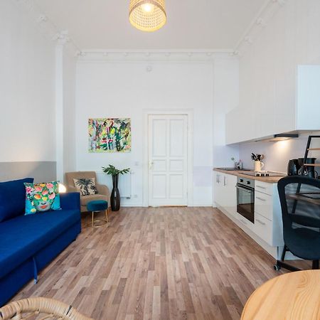 Modern, Central Flat With Workspace เบอร์ลิน ภายนอก รูปภาพ